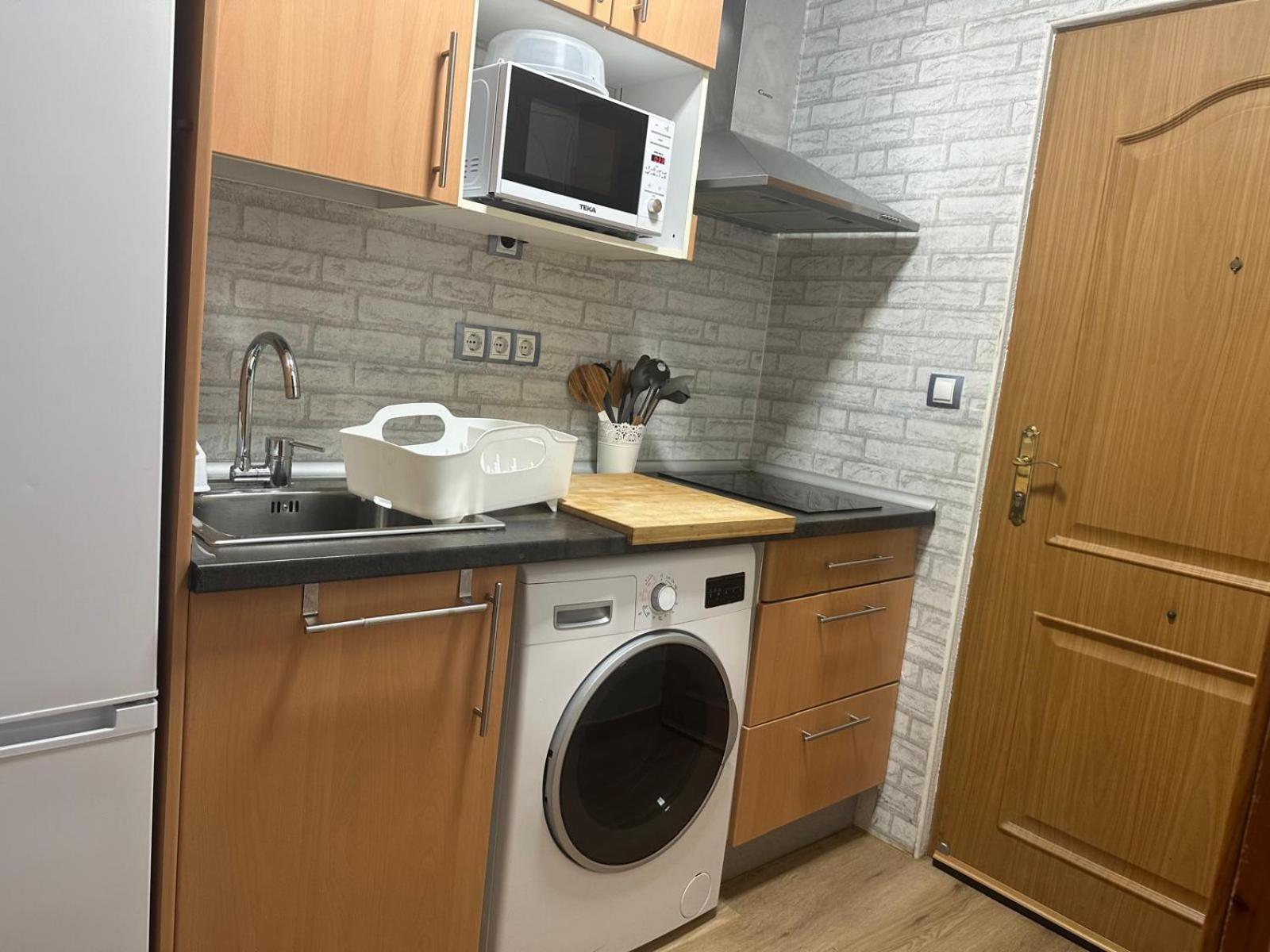 Irivi 9 Apartment اغوادولس المظهر الخارجي الصورة